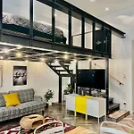 Awesome Loft - King Street דירה *
