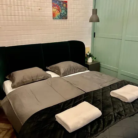 Awesome Loft - King Street