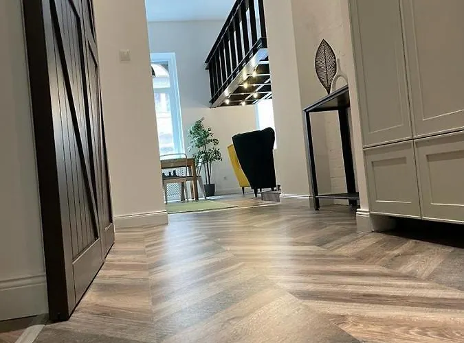 Awesome Loft - King Street Daire