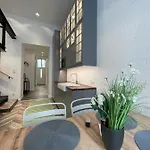 Awesome Loft - King Street