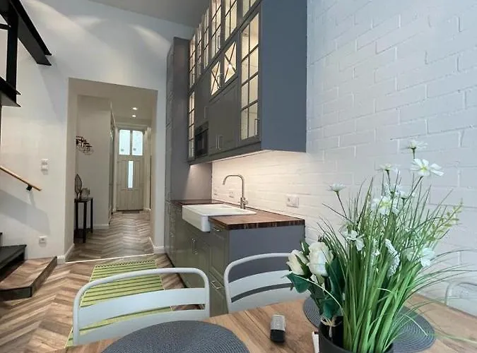 Awesome Loft - King Street