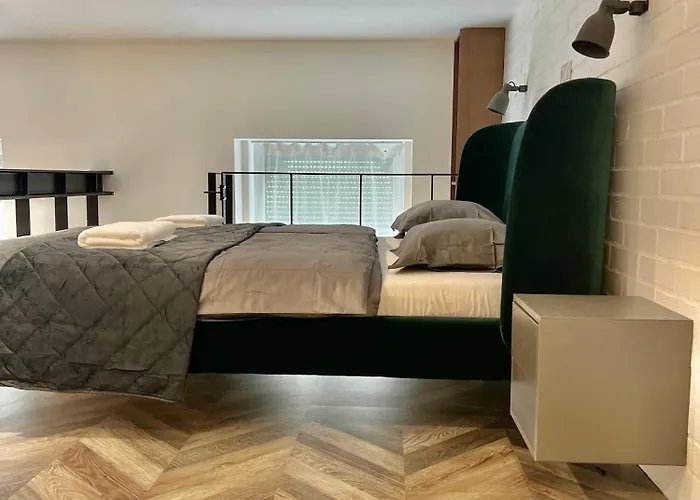 Awesome Loft - King Street *